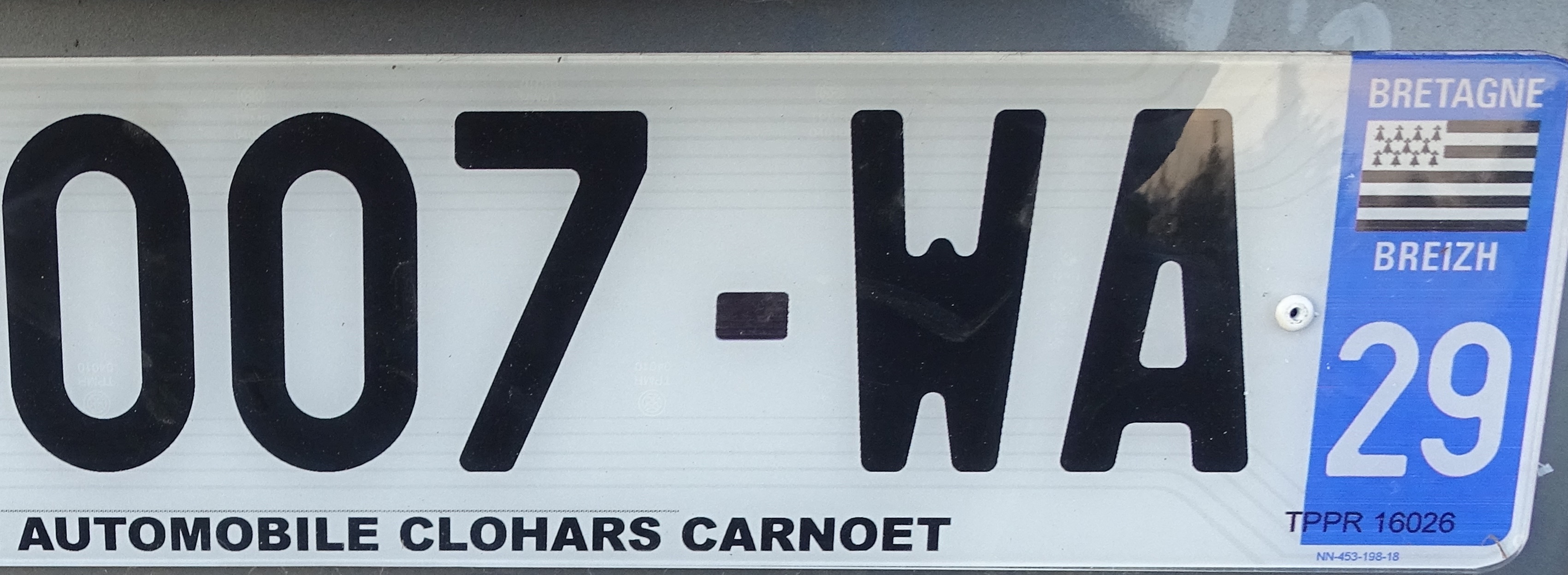 Plaque