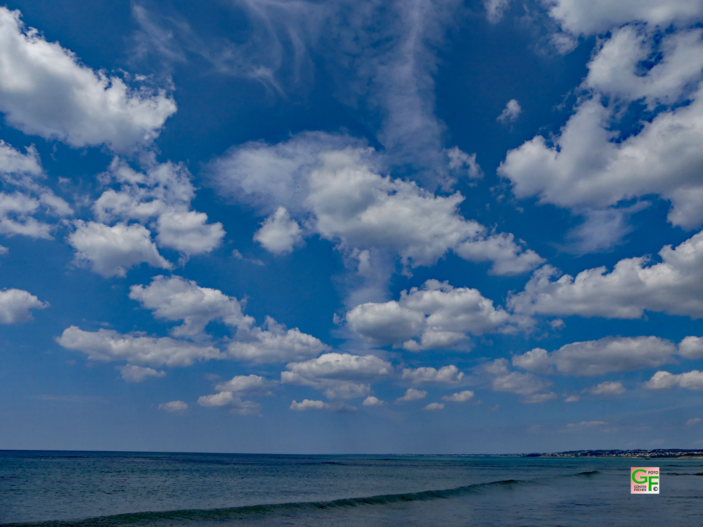 Der Himmel über dem Meer bei Penhors