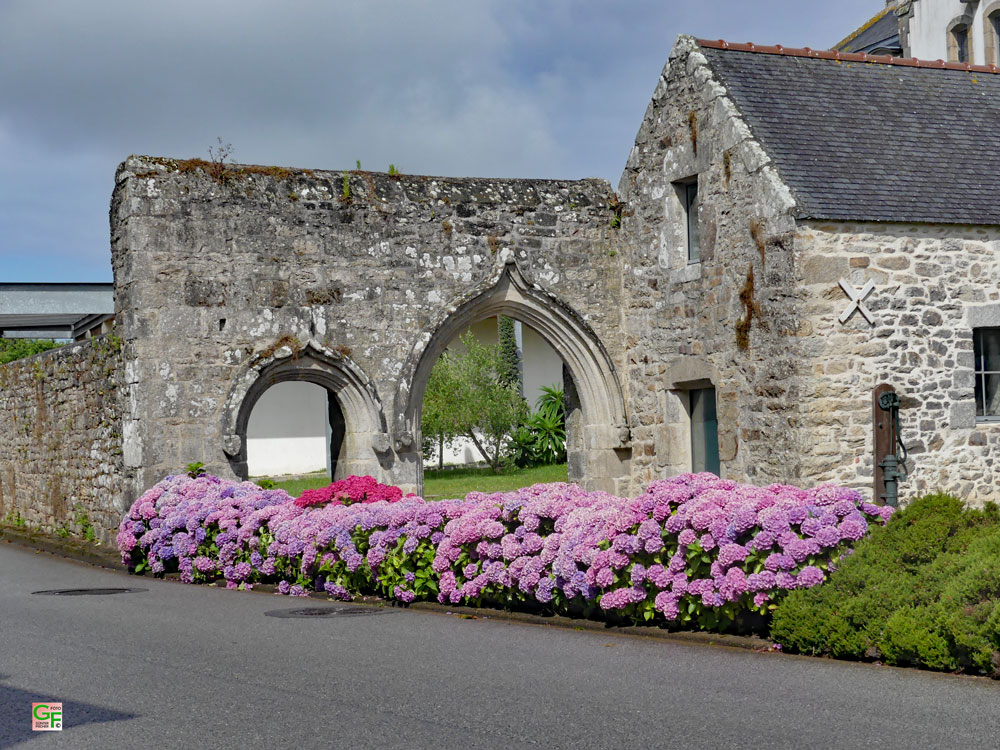 Poullan-sur-Mer