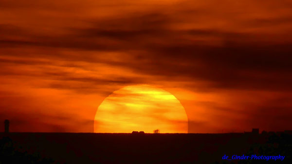 Sonnenuntergang mit Blick auf die Îl de Sein